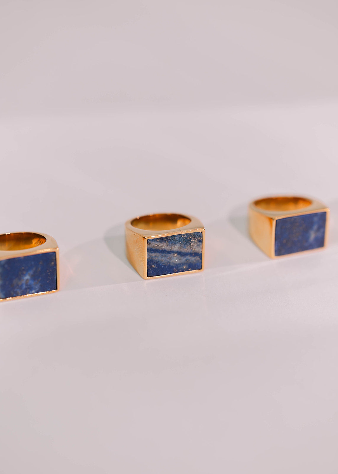 STONE SIGNET IN DART
